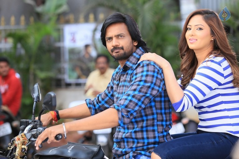 Araku Road Lo Movie Photos - 45 / 57 photos