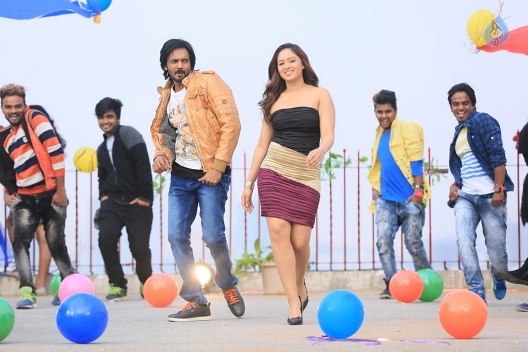 Araku Road Lo Movie Photos - 46 / 57 photos