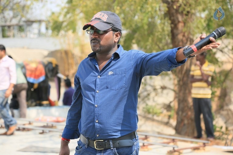 Araku Road Lo Movie Photos - 54 / 57 photos