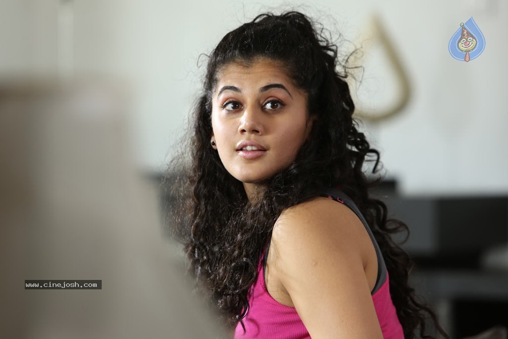 Arrambam Tamil Movie New Stills - 28 / 151 photos