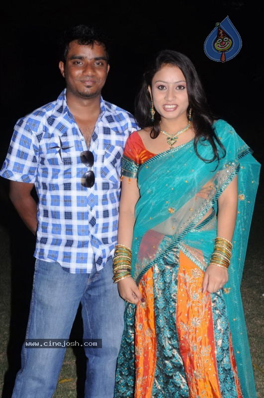 Arumbu Meesai Kurumbu Paarvai Stills - 11 / 55 photos