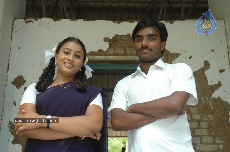 Arumbu Meesai Kurumbu Paarvai Stills - 19 / 55 photos