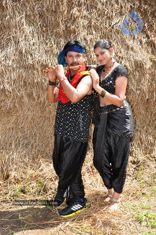 Asalem Jarigindante Movie Stills - 30 / 48 photos