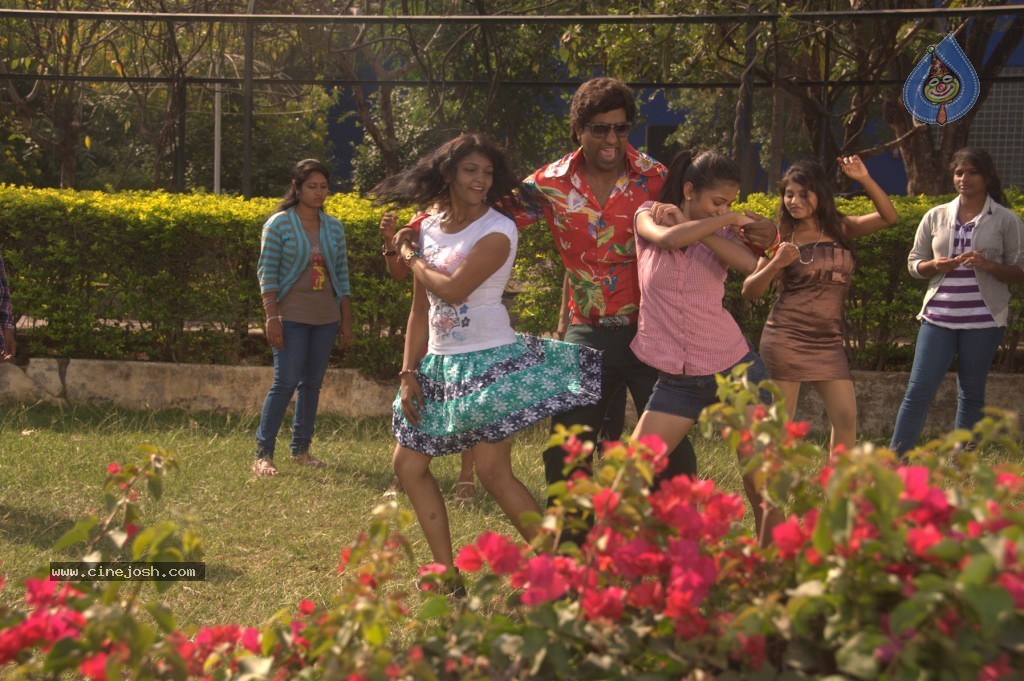 Athadu Aame O Scooter Latest Stills - 22 / 25 photos