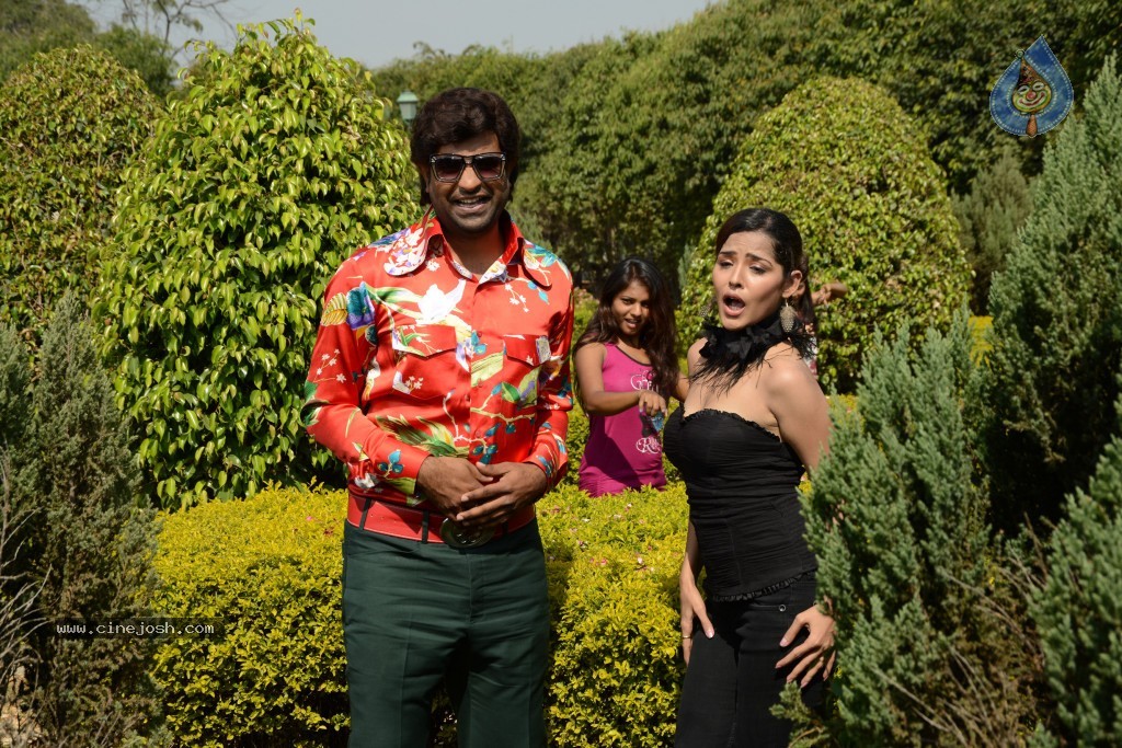 Athadu Aame O Scooter Latest Stills - 23 / 25 photos