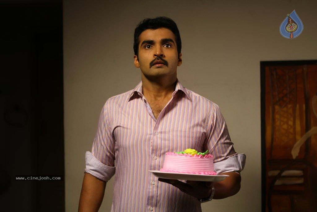 Athidhi Tamil Movie Hot Stills - 3 / 57 photos