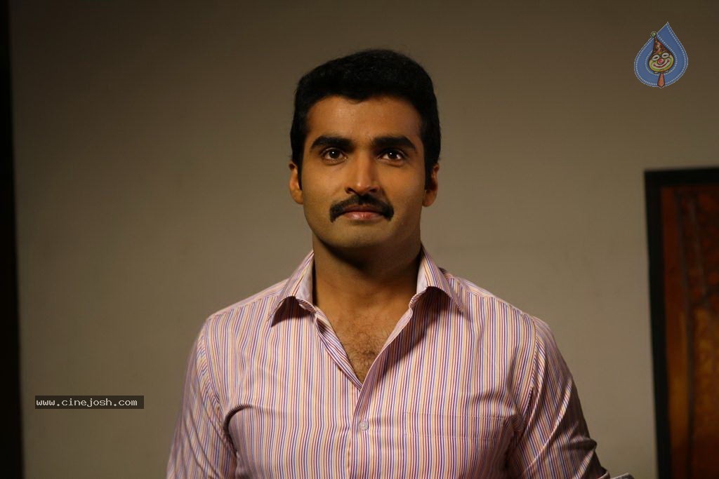 Athidhi Tamil Movie Hot Stills - 50 / 57 photos