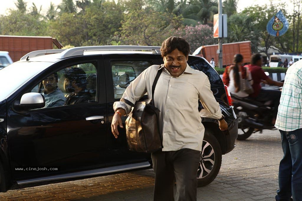 Athidhi Tamil Movie Hot Stills - 52 / 57 photos