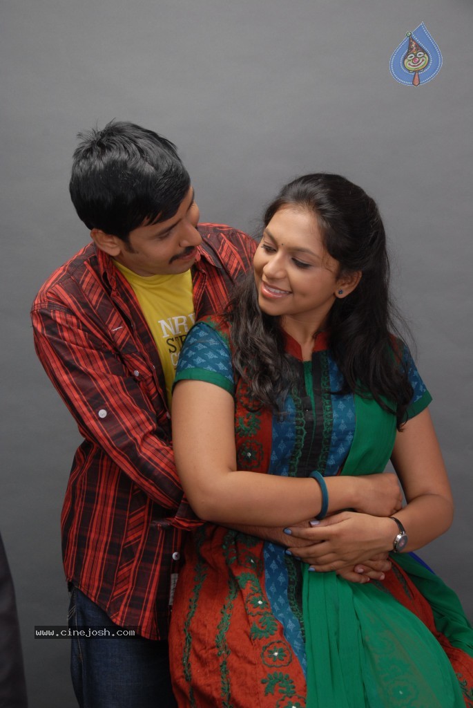 August 15 Movie Photo Shoot Stills - 24 / 78 photos