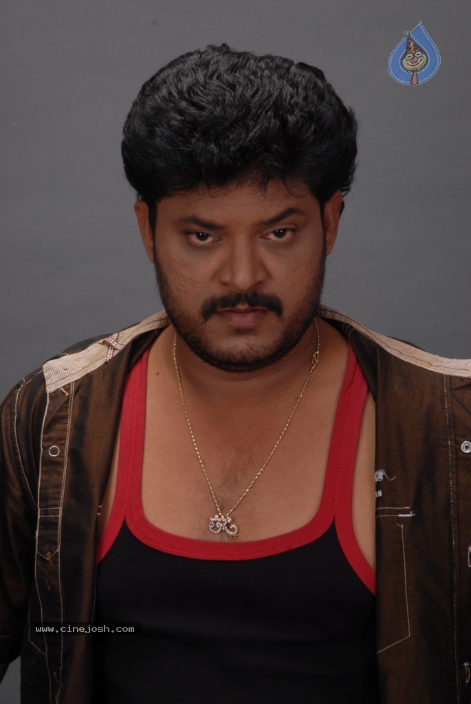 August 15 Movie Photo Shoot Stills - 76 / 78 photos