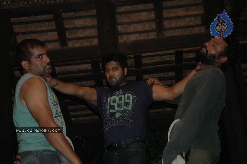 Ayutha Poratam Movie Stills - 23 / 33 photos