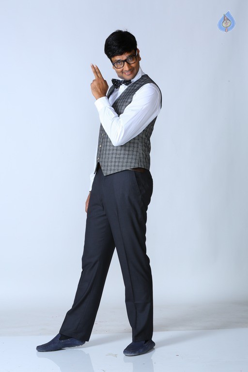 Babau Baga Busy Movie Latest Photos - 9 / 13 photos