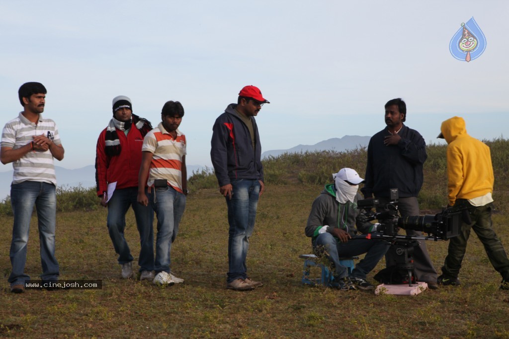 Back Bench Student Movie Stills n Walls - 29 / 37 photos