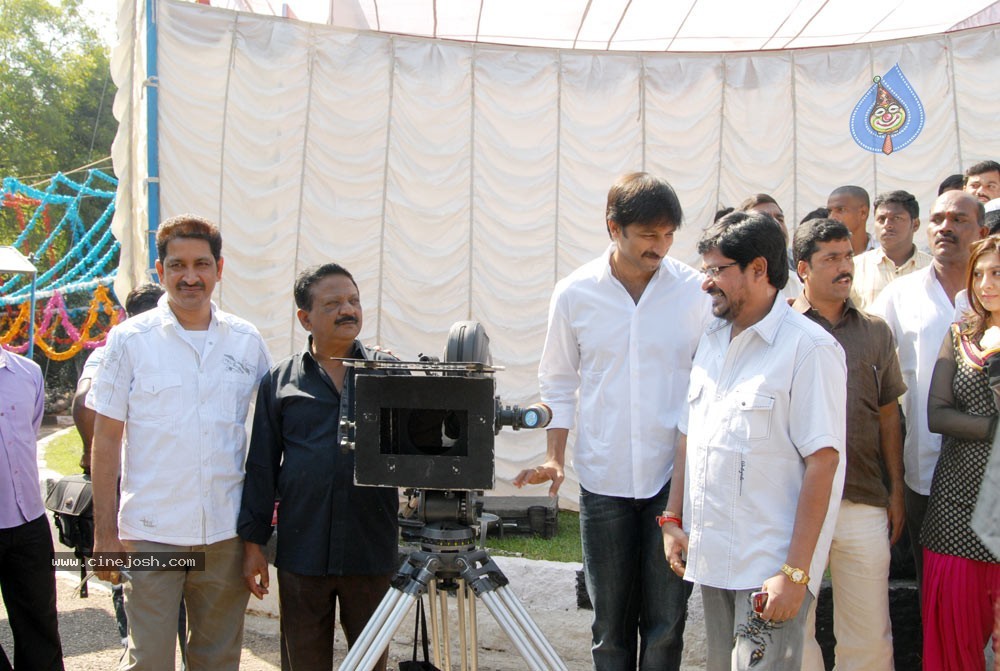 Badmash Movie Opening Stills - 28 / 105 photos