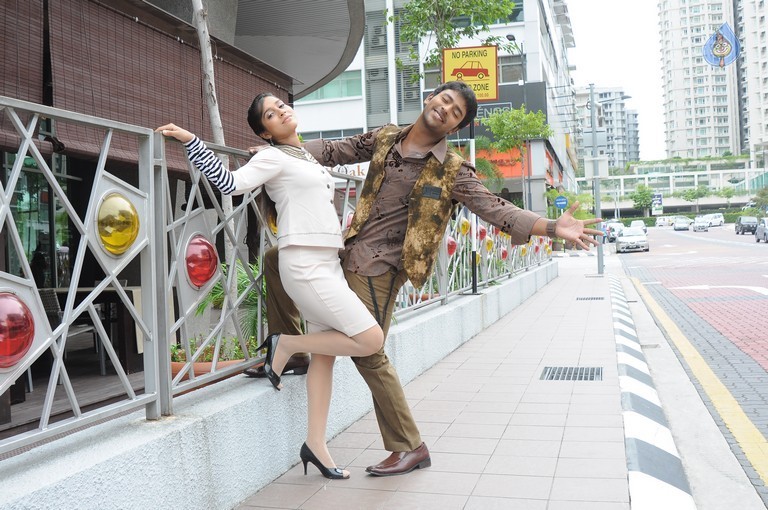 Balapam Patti Bhama Odilo Movie Photos and Posters - 3 / 30 photos