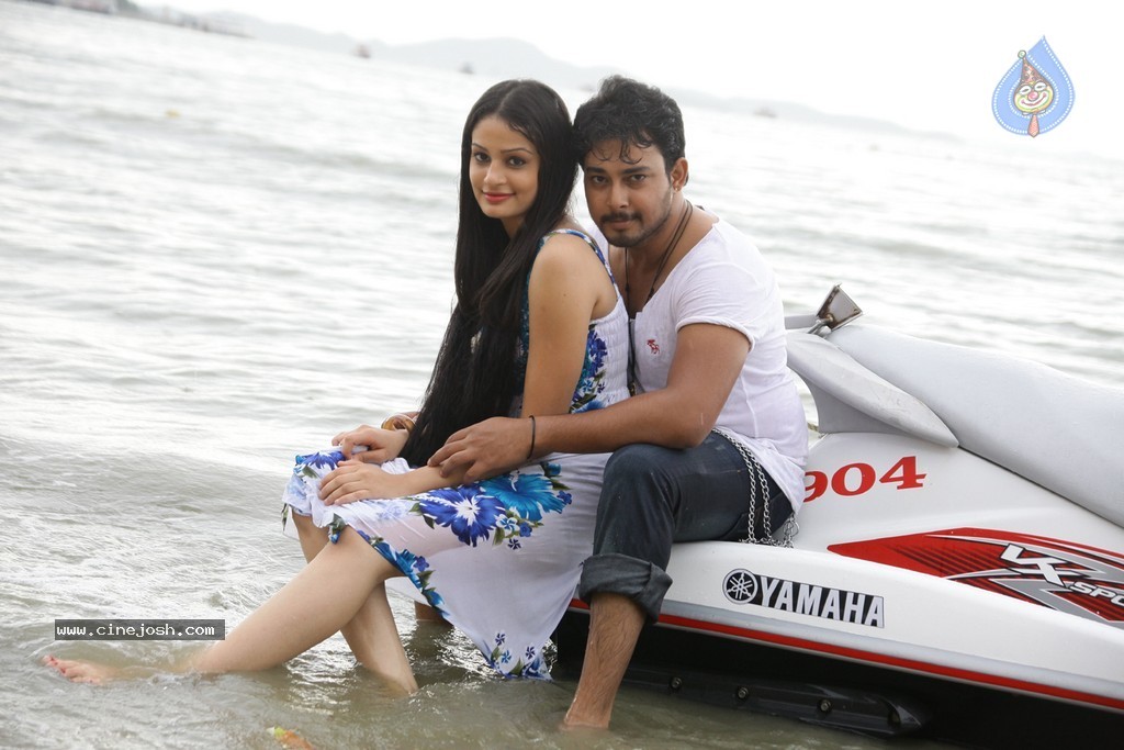 Band Baaja Stills n Walls - 14 / 93 photos