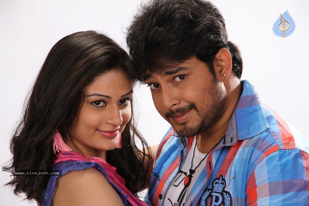 Band Baaja Stills n Walls - 49 / 93 photos