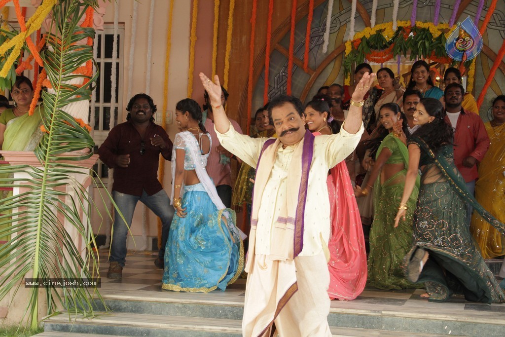 Band Baaja Stills n Walls - 58 / 93 photos