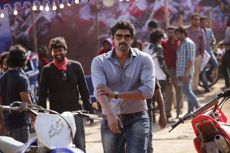 Bangalore Naatkal Photos and Posters - 17 / 84 photos