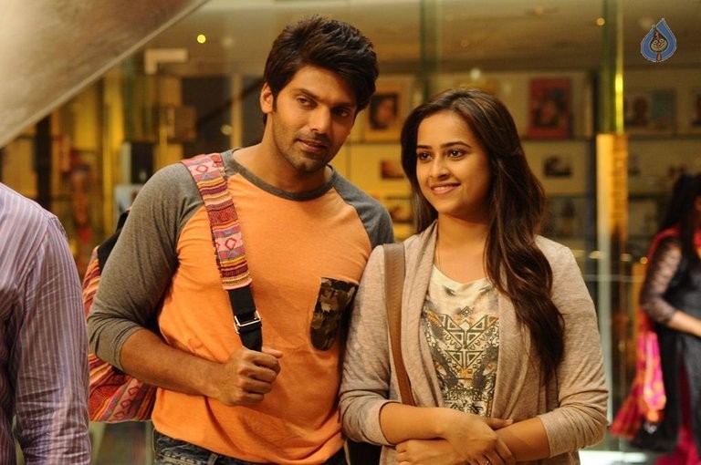 Bangalore Naatkal Photos and Posters - 64 / 84 photos