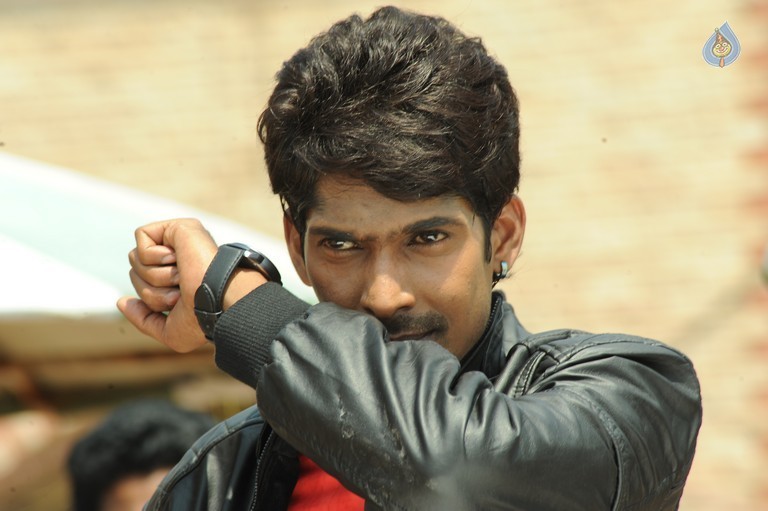 Banthipoola Janaki Movie Images - 40 / 53 photos