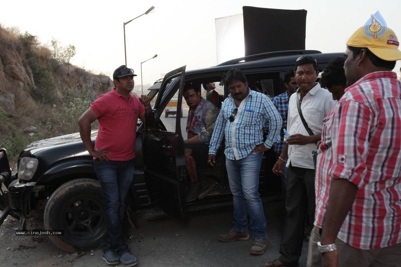 Basthi Movie Stills and Posters - 43 / 128 photos