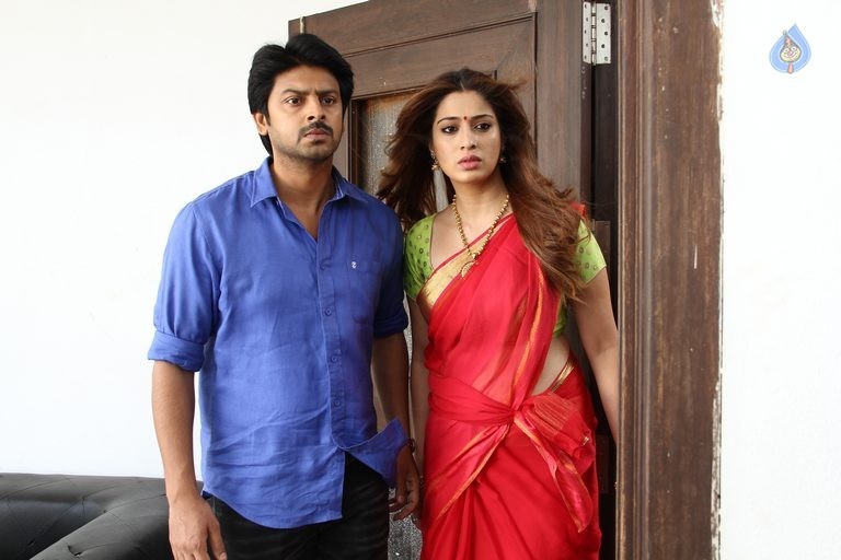 Begumpeta Movie Photos and Posters - 35 / 42 photos