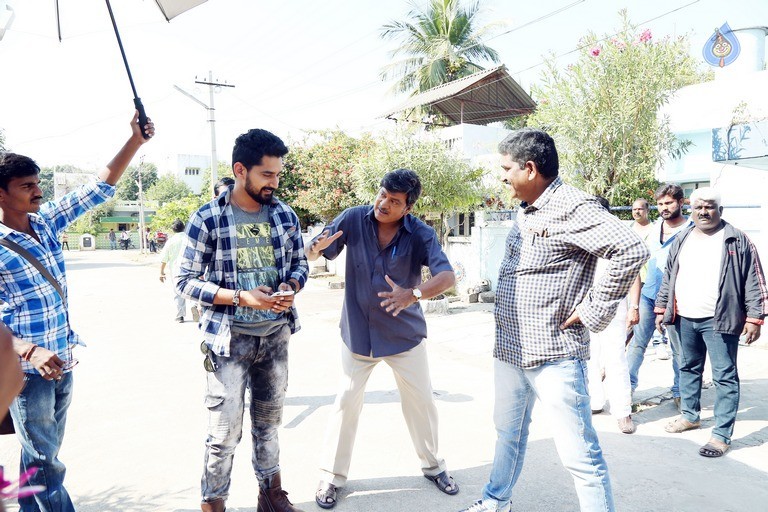 Bewars Movie Photos and Posters - 1 / 7 photos