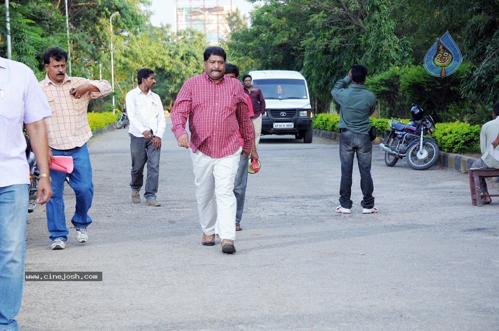 Bhumika Prakash Raj New Movie Stills - 15 / 148 photos