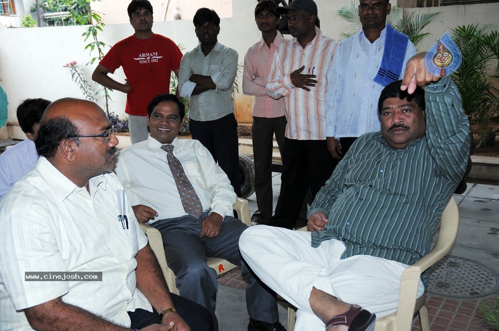 Bhumika Prakash Raj New Movie Stills - 39 / 148 photos