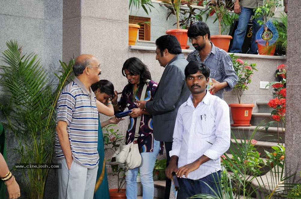 Bhumika Prakash Raj New Movie Stills - 83 / 148 photos