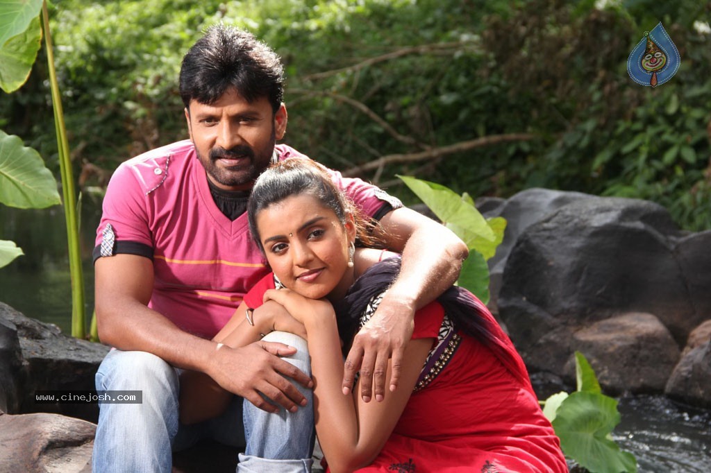 Bhuvanakkadu Tamil Movie Stills - 62 / 62 photos