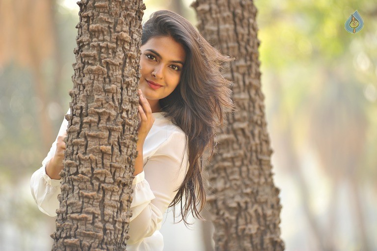 Bichagada Majaka Movie Photos - 33 / 34 photos