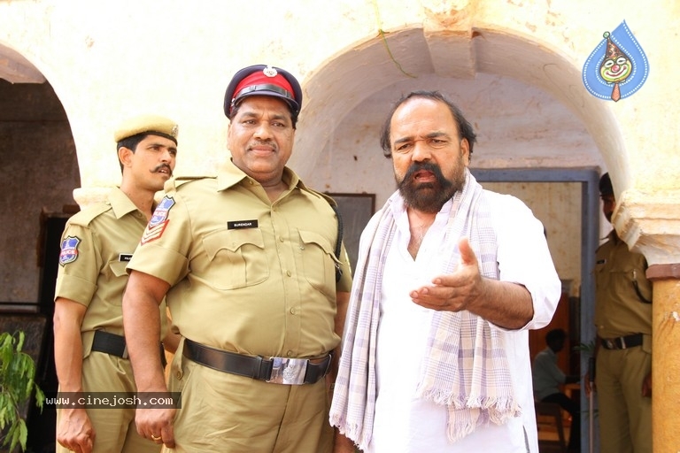 Bilalpur Police Station Movie Working Photos - 15 / 20 photos