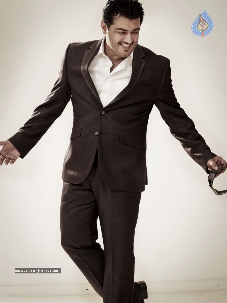 Billa 2 Movie Hot Stills - 44 / 46 photos