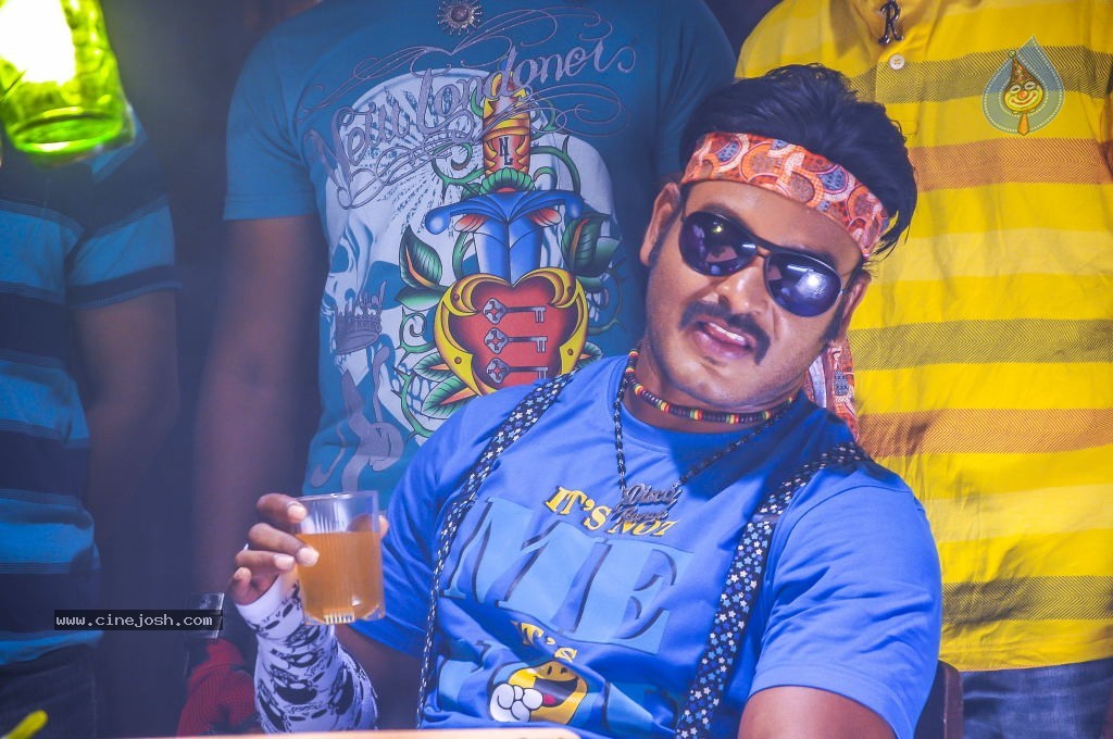 Billa Ranga Movie New Stills - 34 / 35 photos