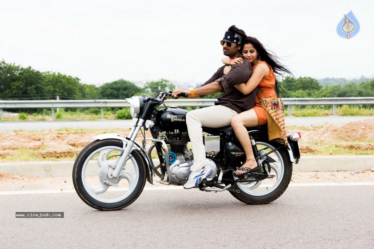Break Up Movie Stills - 79 / 146 photos