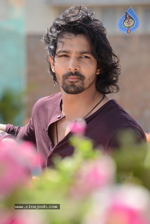 Brindavanamadi Andaridi Movie Stills - 16 / 17 photos