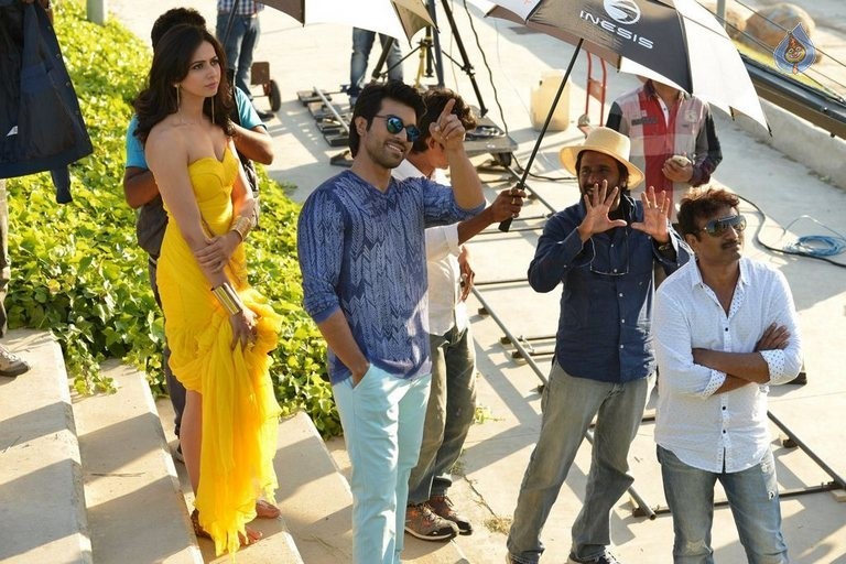 Bruce Lee Latest Photos - 14 / 27 photos