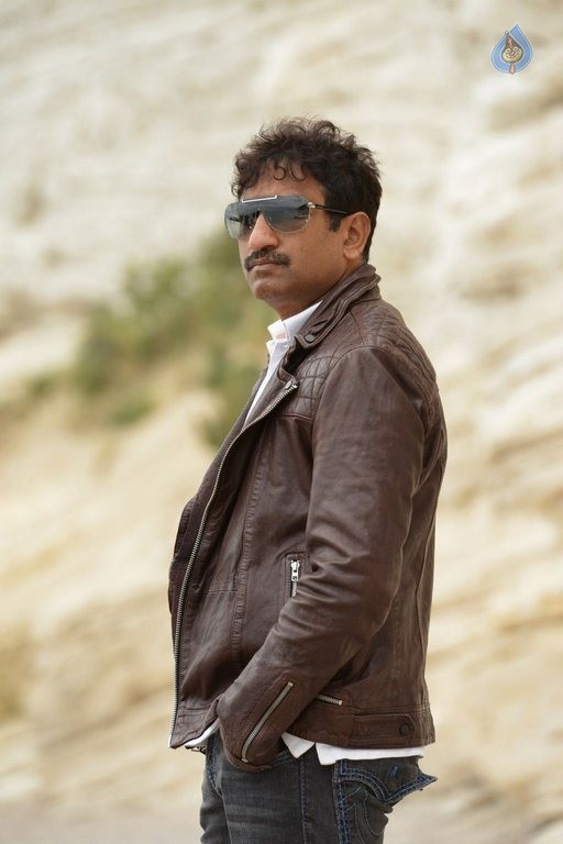 Bruce Lee Latest Photos - 26 / 27 photos