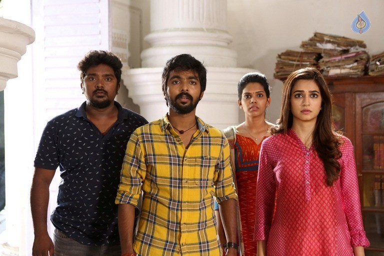 Bruce Lee Tamil Film Photos - 27 / 31 photos