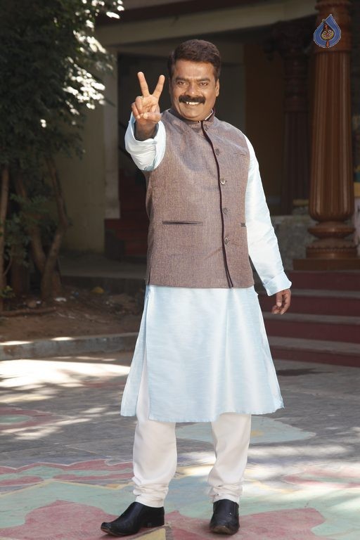 Bullet Rani Photos and Posters - 22 / 27 photos