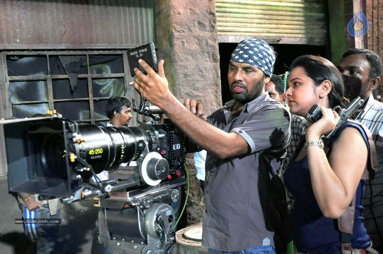 Bullet Rani Stills and Posters - 8 / 18 photos