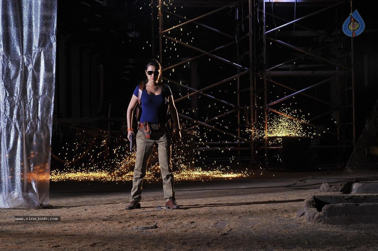 Bullet Rani Stills and Posters - 13 / 18 photos