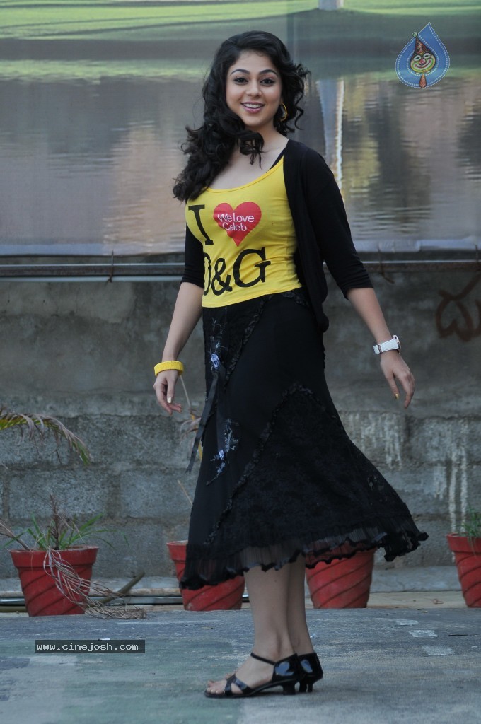 Bunny n Cherry Movie New Stills - 14 / 15 photos