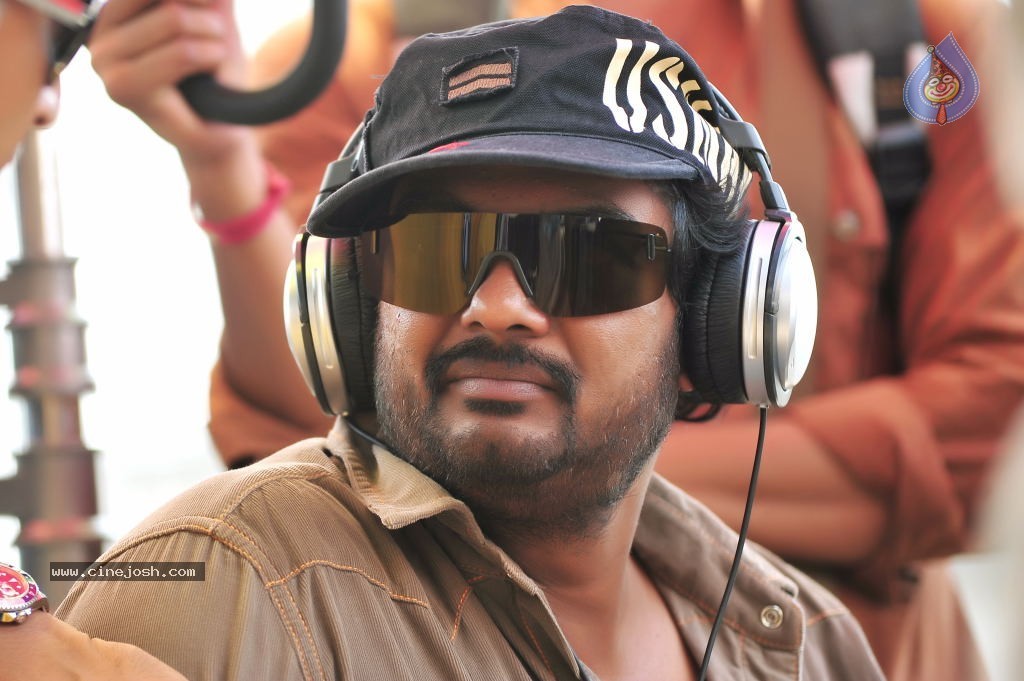Businessman Movie Working Stills - 52 / 75 photos