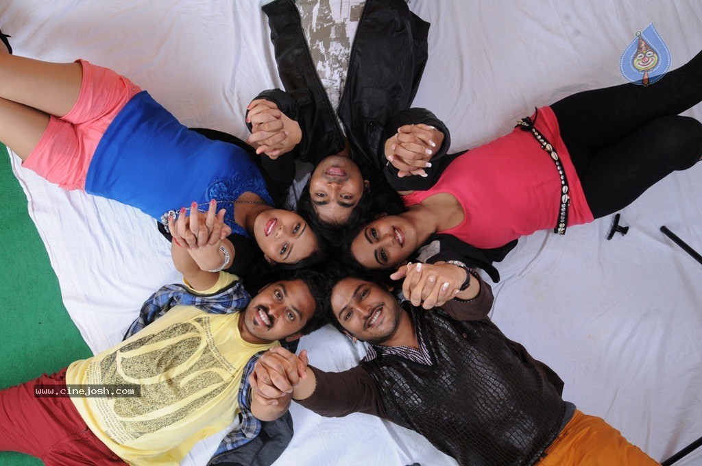 Calling Bell Movie New Stills - 26 / 86 photos