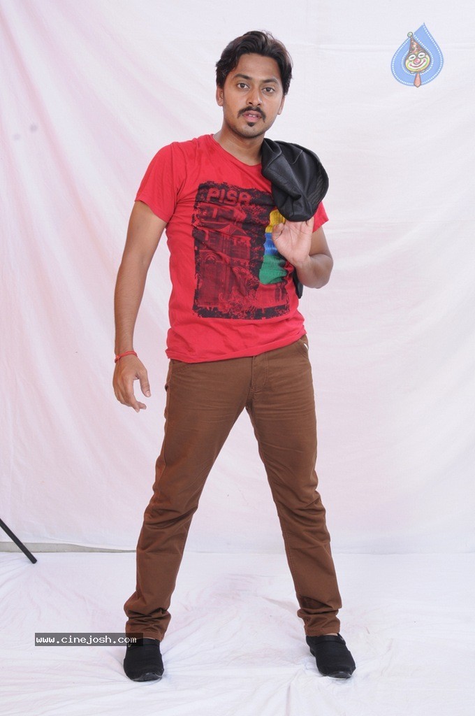 Calling Bell Movie New Stills - 29 / 86 photos