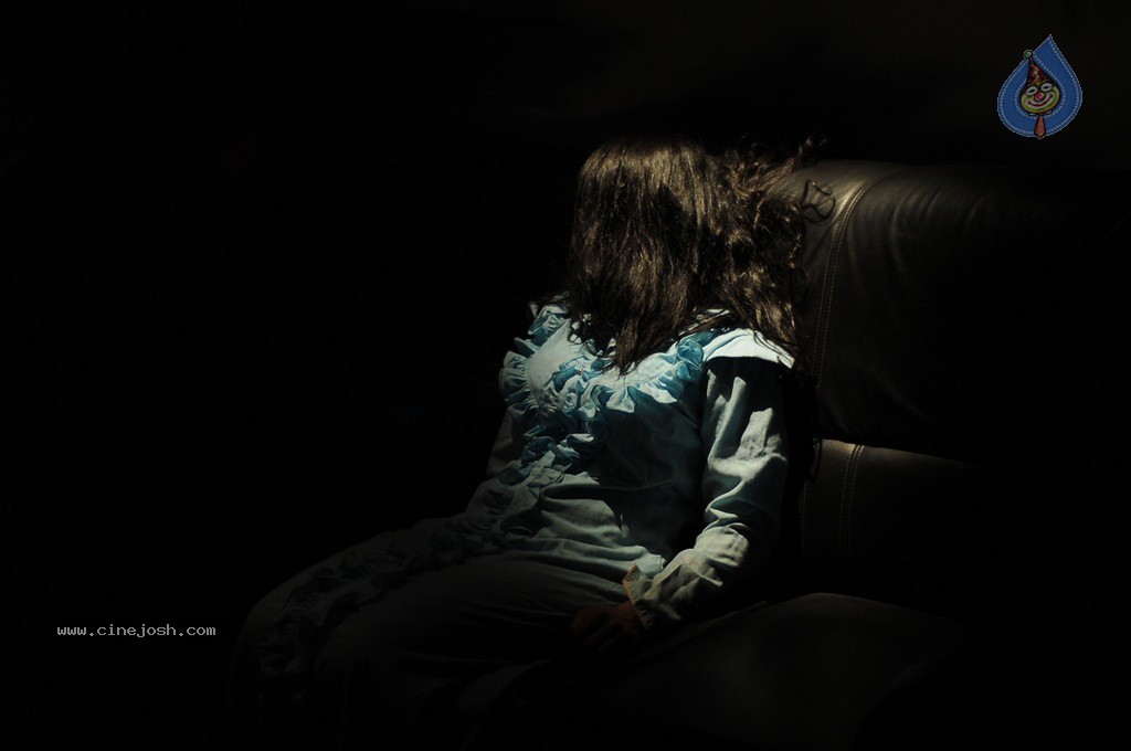 Calling Bell Movie New Stills - 50 / 86 photos