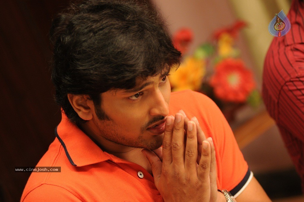 Calling Bell Movie New Stills - 56 / 86 photos